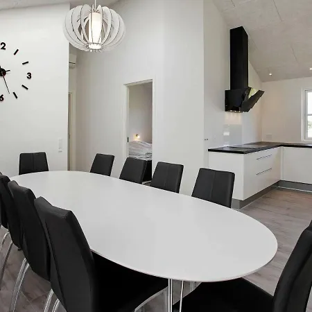 10 Person In L Kken Holiday home Lokken